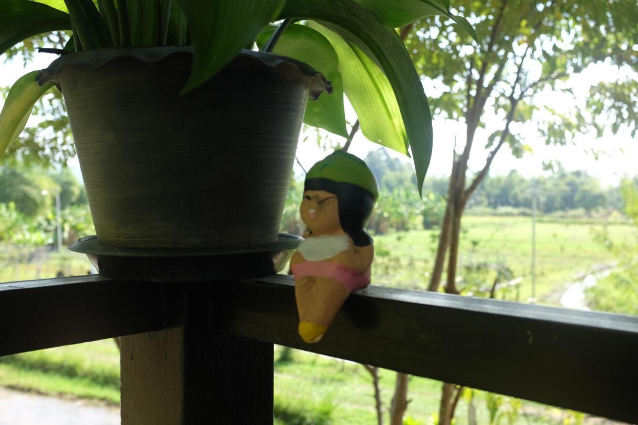 Rai Boonsom Apartment Phrao Luaran gambar