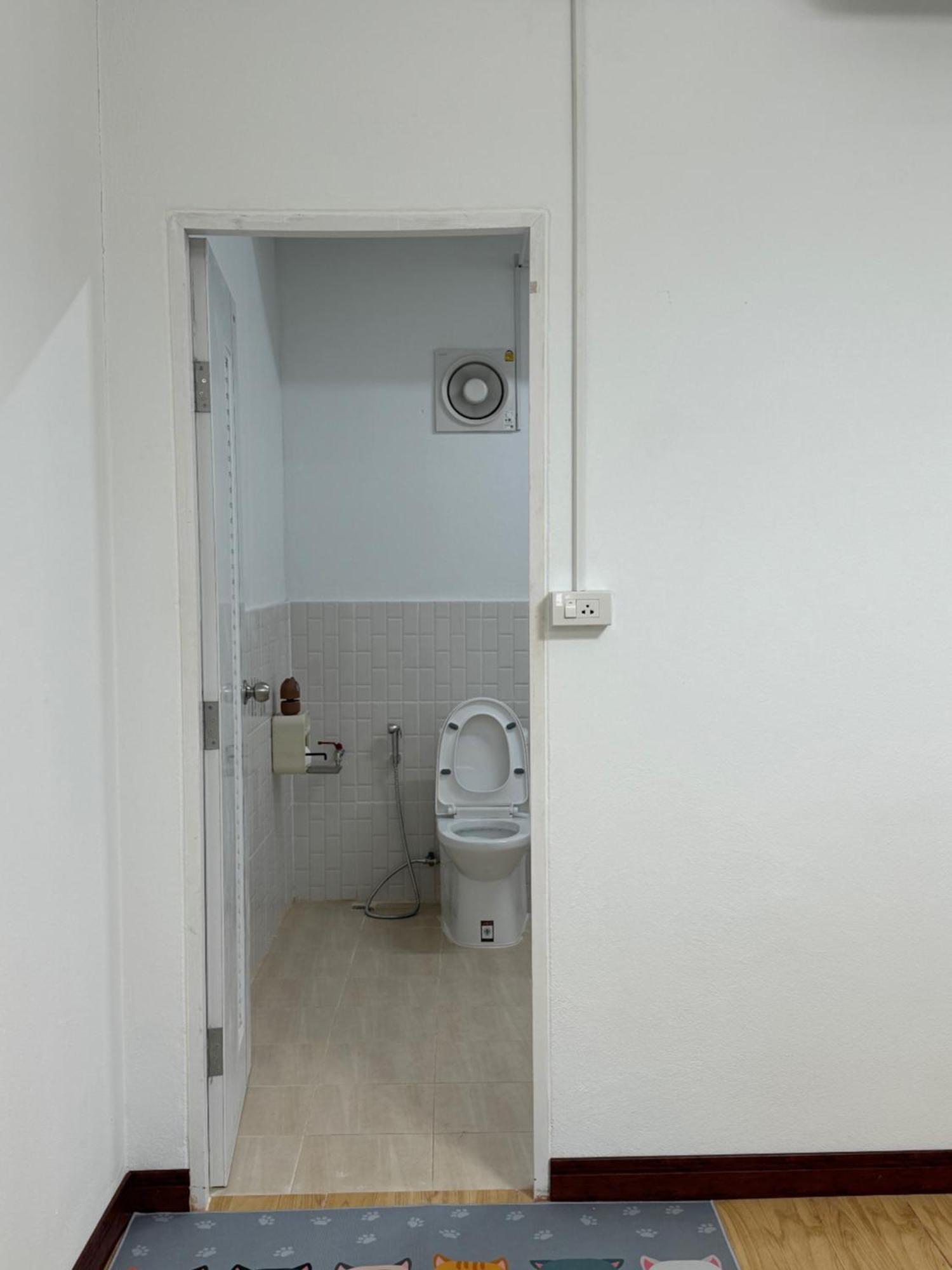 Rai Boonsom Apartment Phrao Luaran gambar