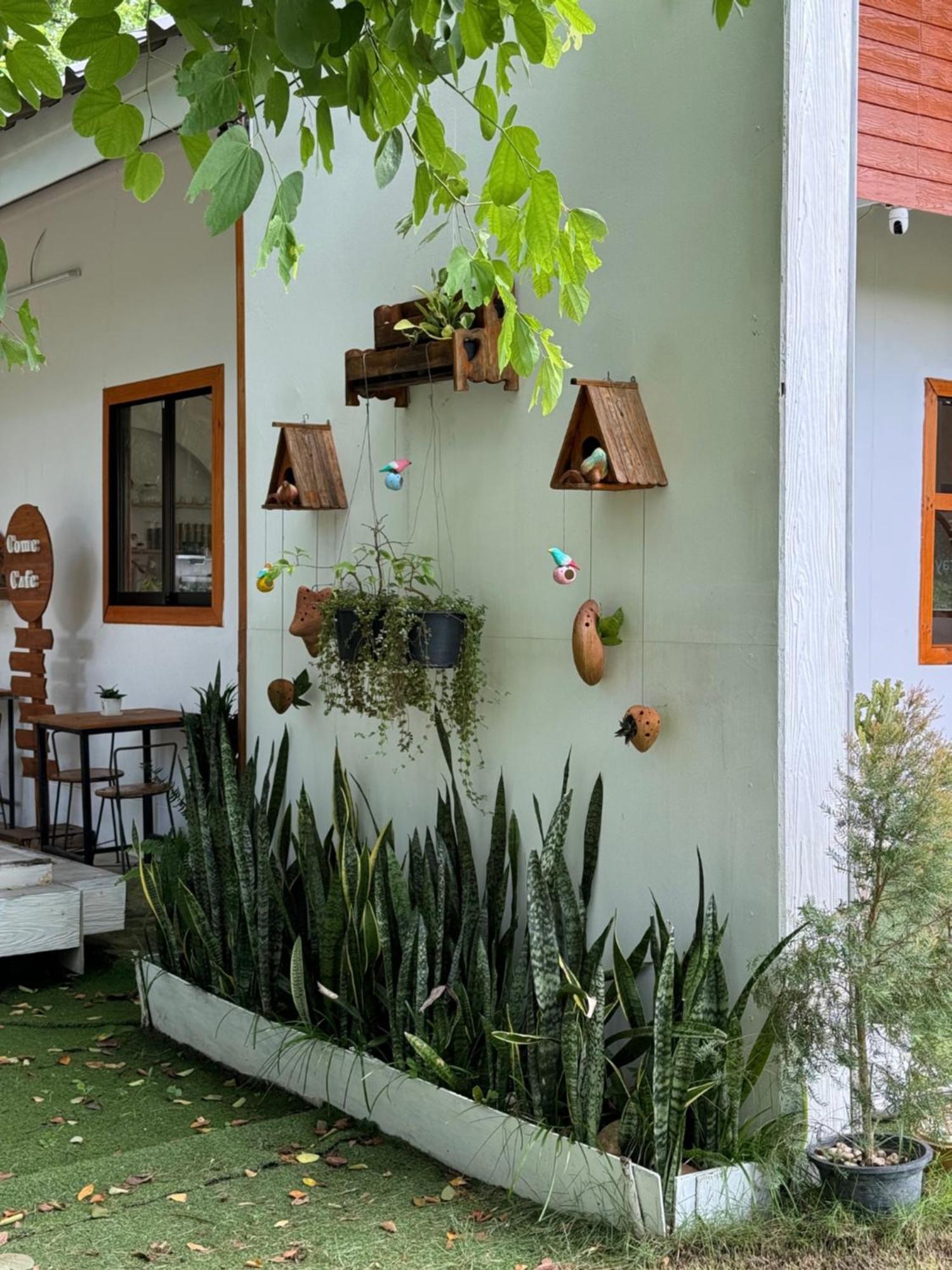 Rai Boonsom Apartment Phrao Luaran gambar