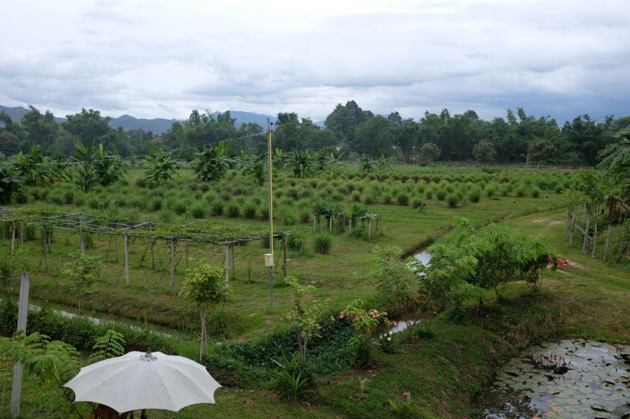 Rai Boonsom Apartment Phrao Luaran gambar