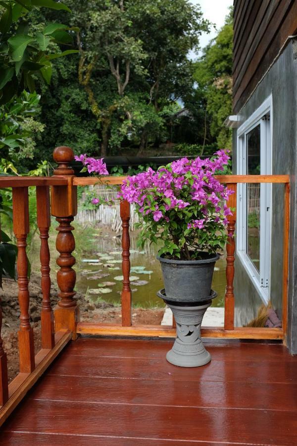 Rai Boonsom Apartment Phrao Luaran gambar